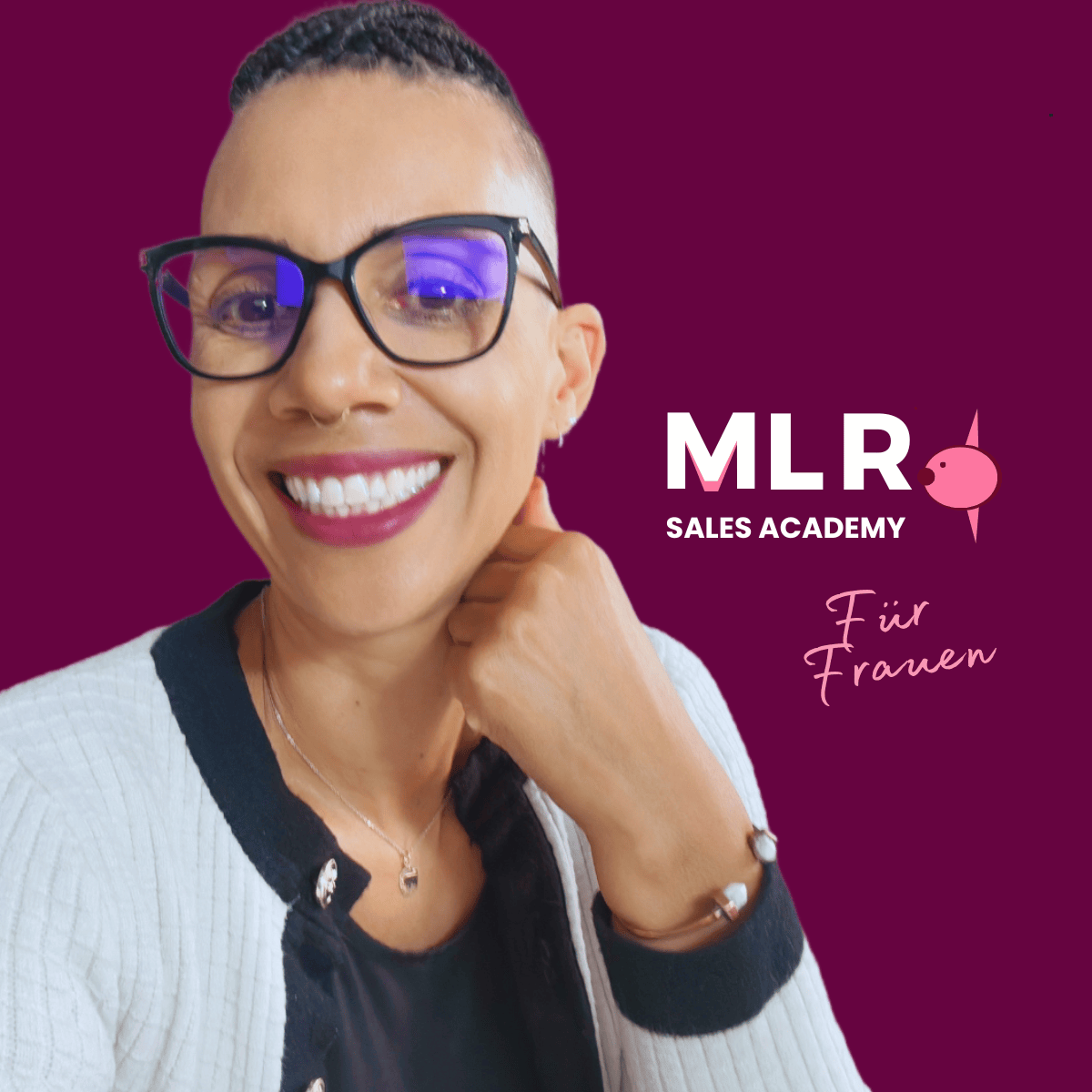 Mola Richter mit MLR Sales Academy Logo